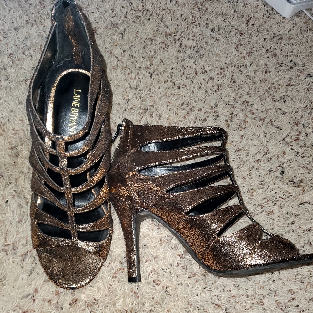 Lane Bryant size 9W heels